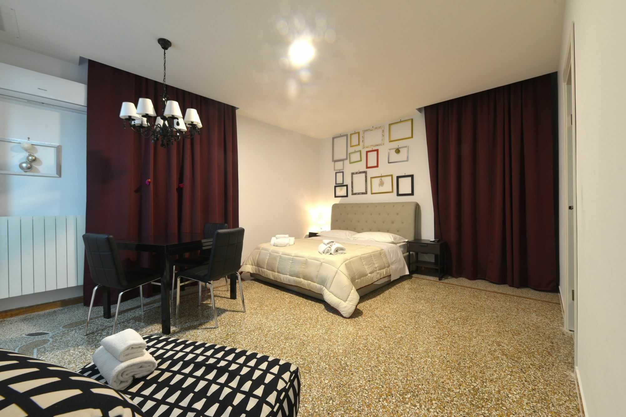 Napoli Central City ภายนอก รูปภาพ